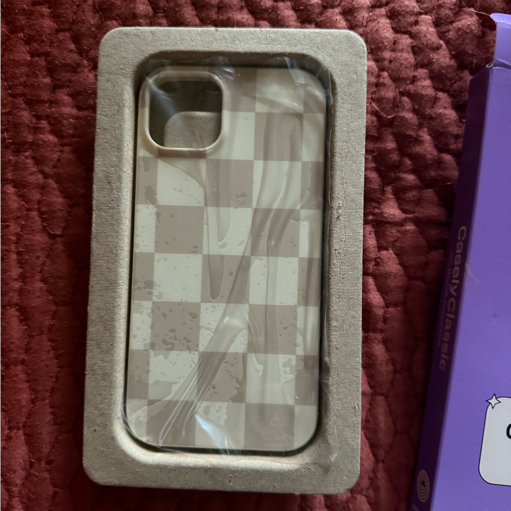 Casetify Fit Check
Neutral Checkerboard Case